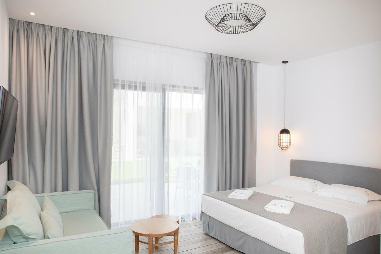 Suites Sole Keramotí Eksteriør bilde